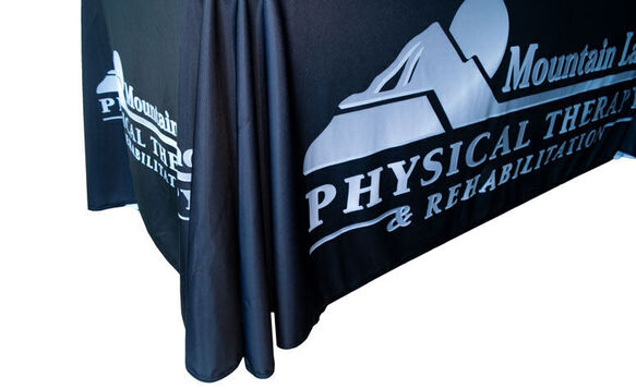 Table-Covers-Corner