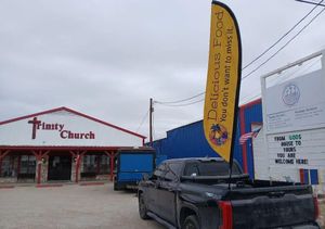 Beautiful feather flag and quick delivery. 